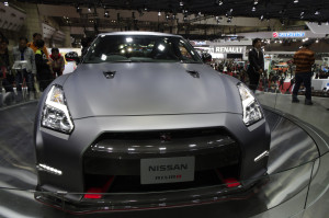 04_NISMO_GT-R_front